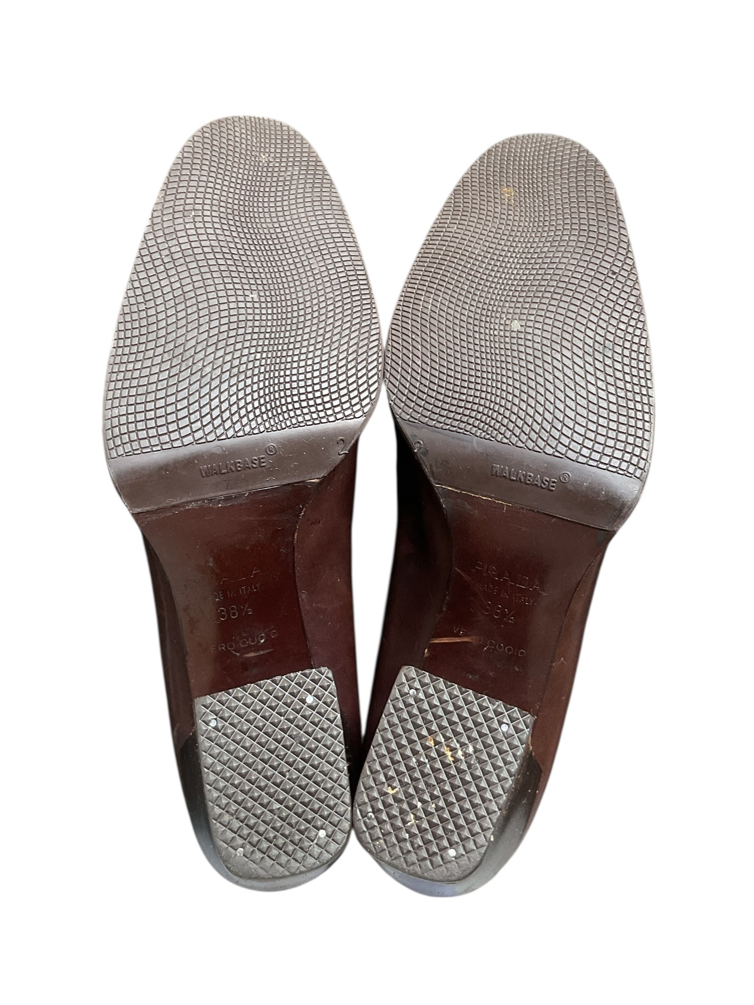 Prada Early 2000's Brown Leather Pumps - Size 8.5